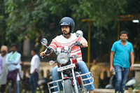 Kaadhali Movie Photos